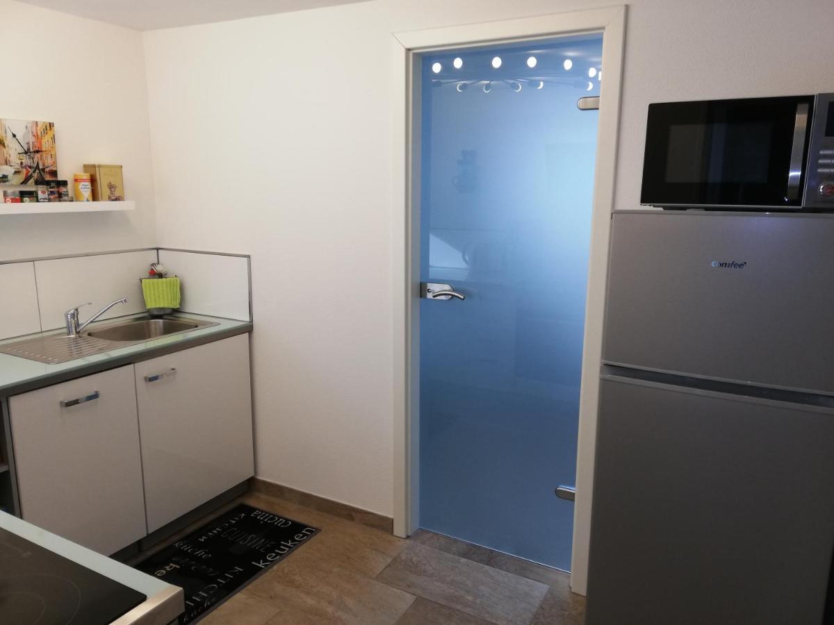 Ferienwohnung Hirmer Цирндорф Екстериор снимка