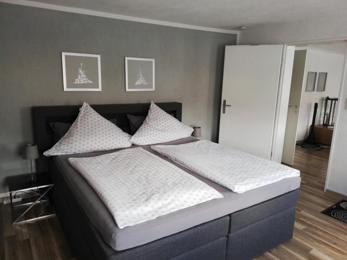 Ferienwohnung Hirmer Цирндорф Екстериор снимка