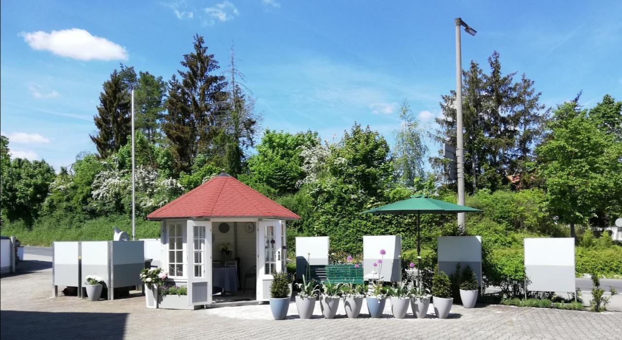 Ferienwohnung Hirmer Цирндорф Екстериор снимка
