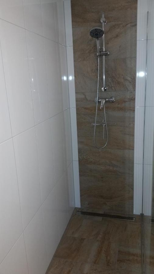 Ferienwohnung Hirmer Цирндорф Екстериор снимка